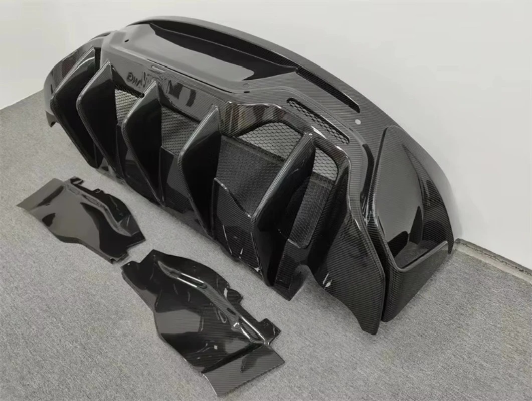 High Quality Fast Delivery Whole Sale Price Dry Carbon Fiber 600LT Rear Bumper Body Kits for 540-570S